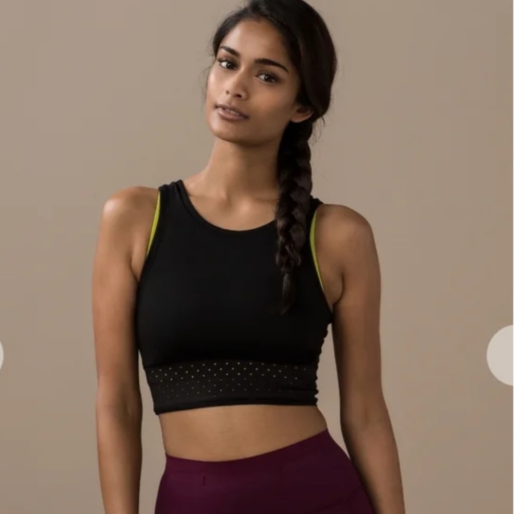 Lululemon 🍋 Mind Over Miles Crop Top Size 6
